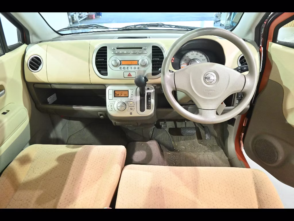 NISSAN MOCO