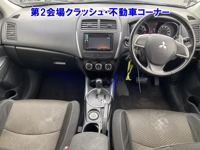 MITSUBISHI RVR