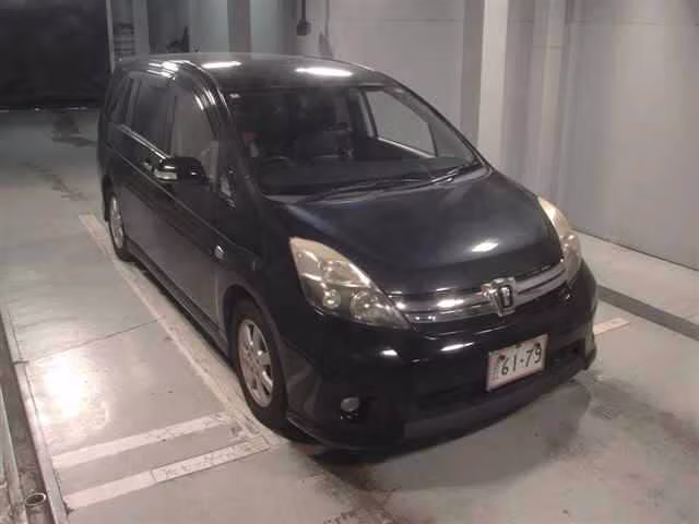 TOYOTA ISIS