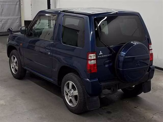MITSUBISHI PAJERO MINI