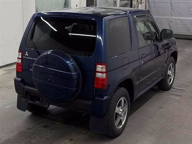 MITSUBISHI PAJERO MINI