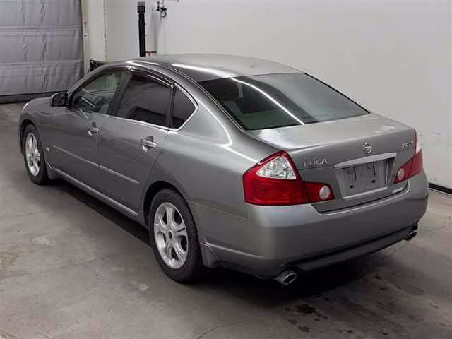 NISSAN FUGA