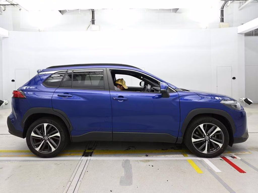 TOYOTA COROLLA CROSS