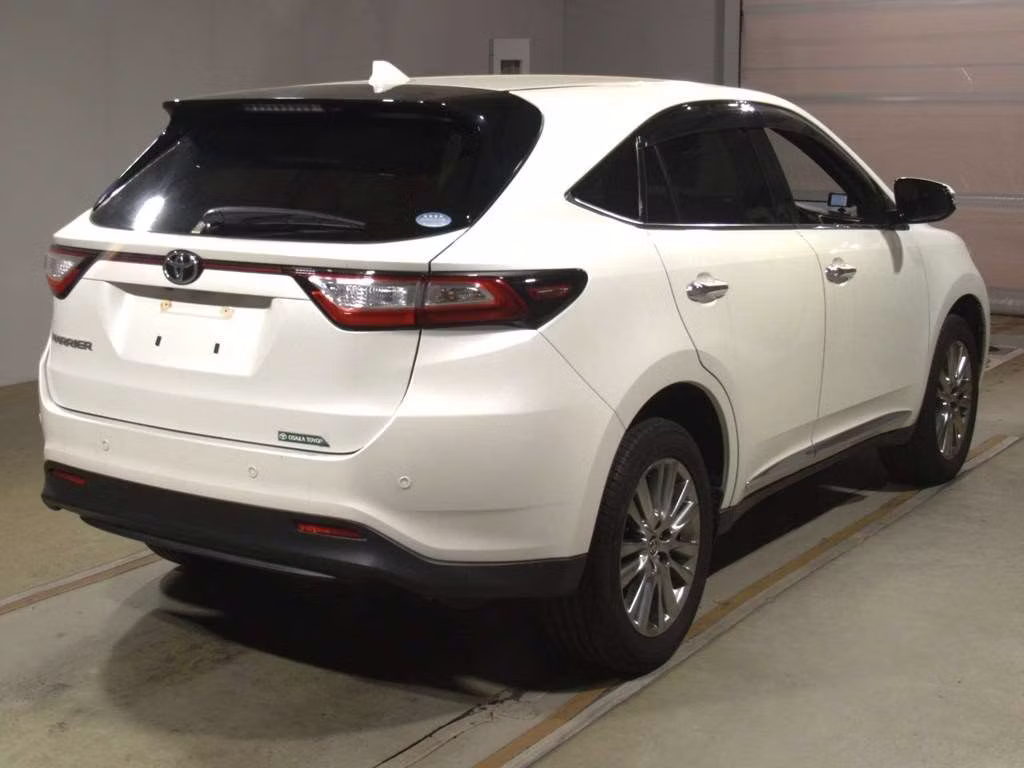 TOYOTA HARRIER