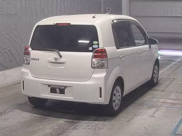 TOYOTA SPADE