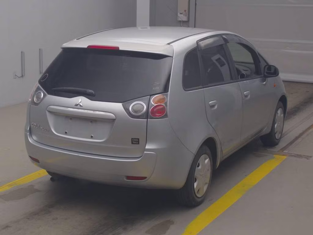 MITSUBISHI COLT PLUS