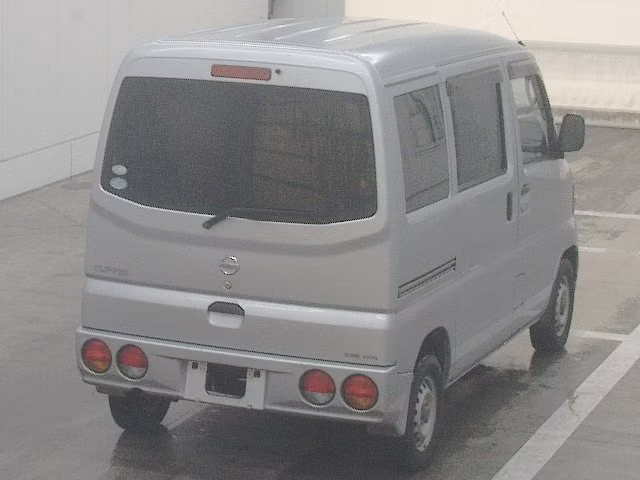NISSAN CLIPPER