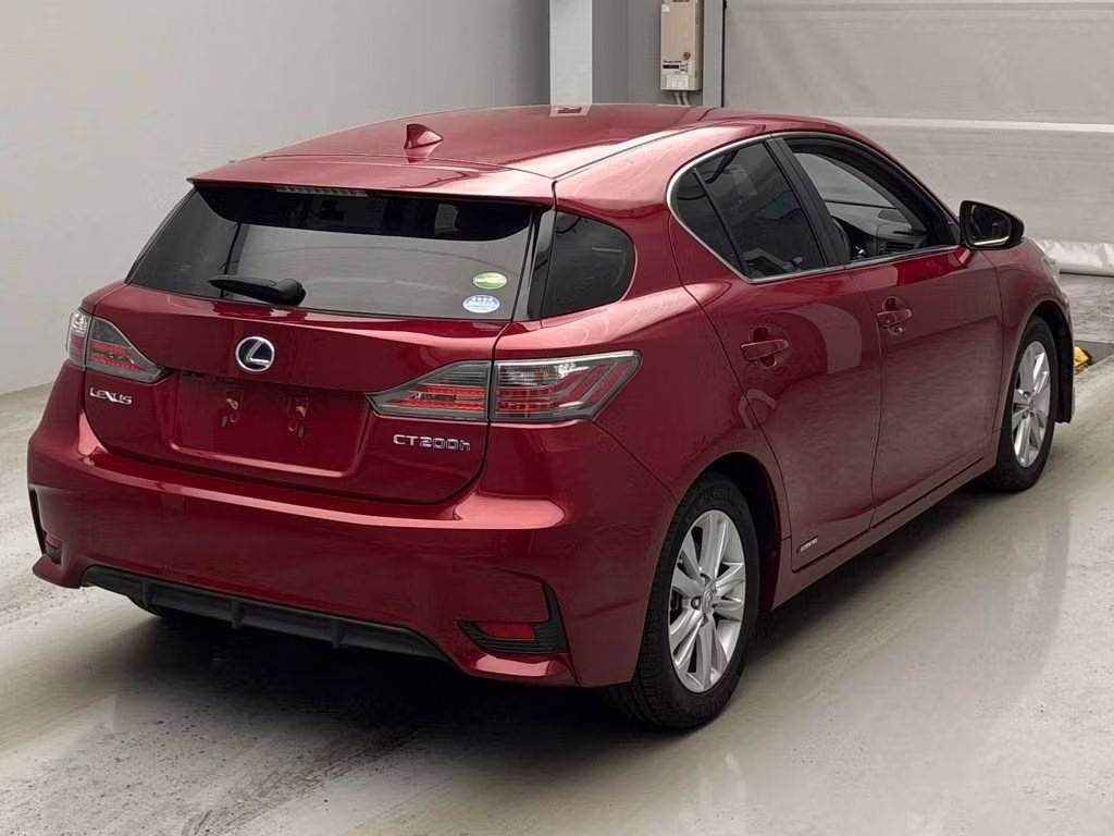 LEXUS CT200H