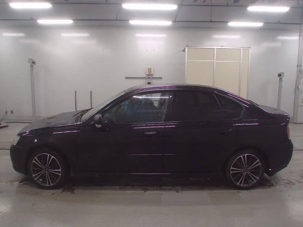 SUBARU LEGACY B4
