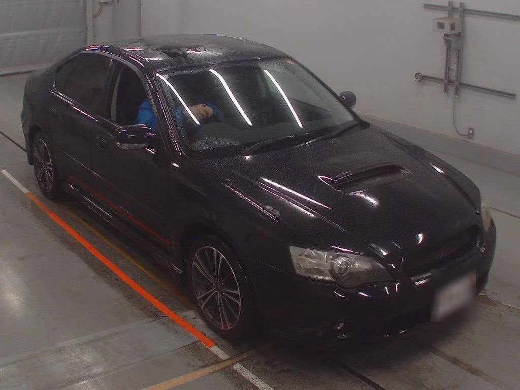 SUBARU LEGACY B4