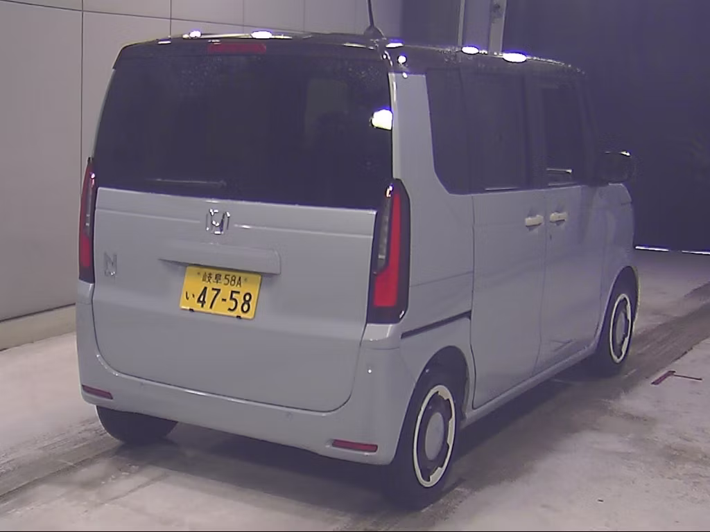 HONDA N-BOX