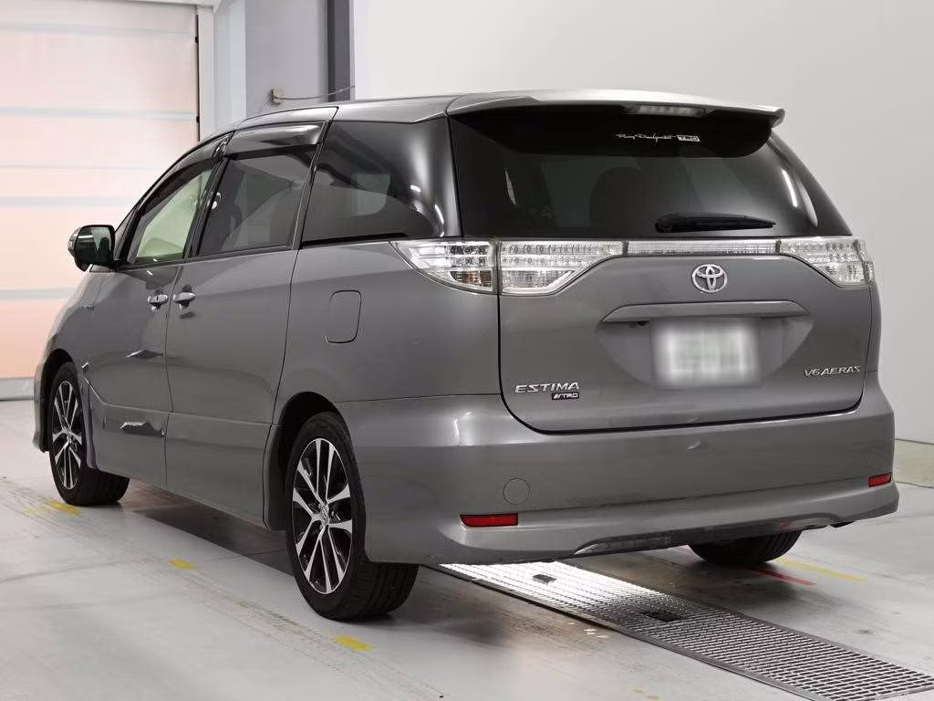 TOYOTA ESTIMA