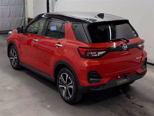 DAIHATSU ROCKY