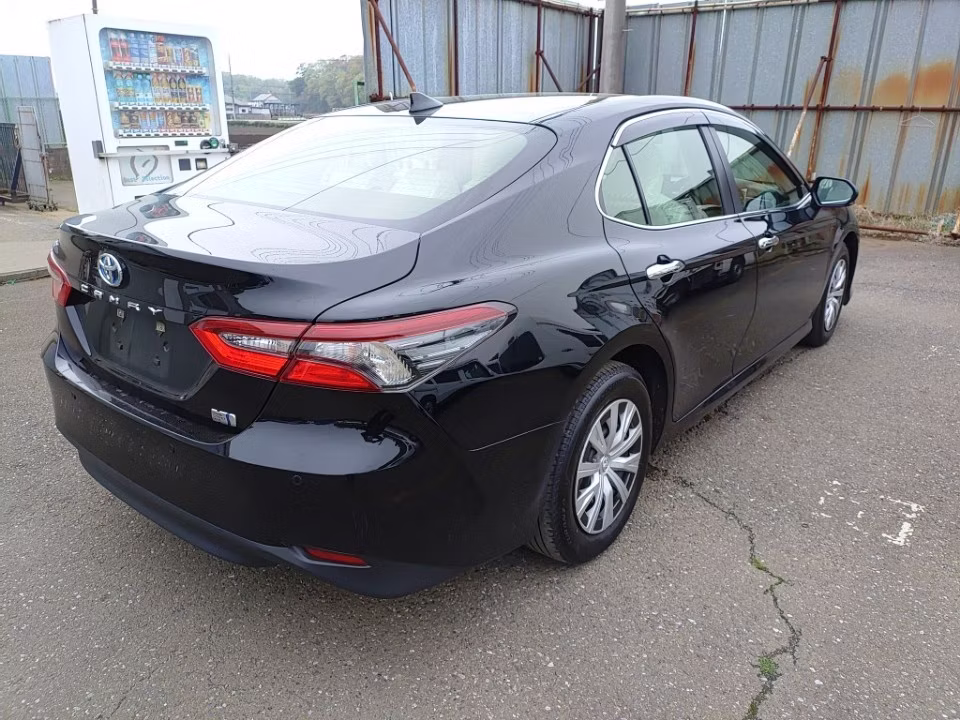 TOYOTA CAMRY
