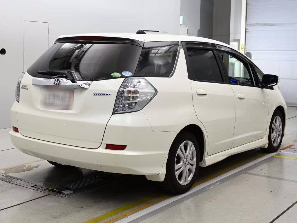 HONDA FIT SHUTTLE