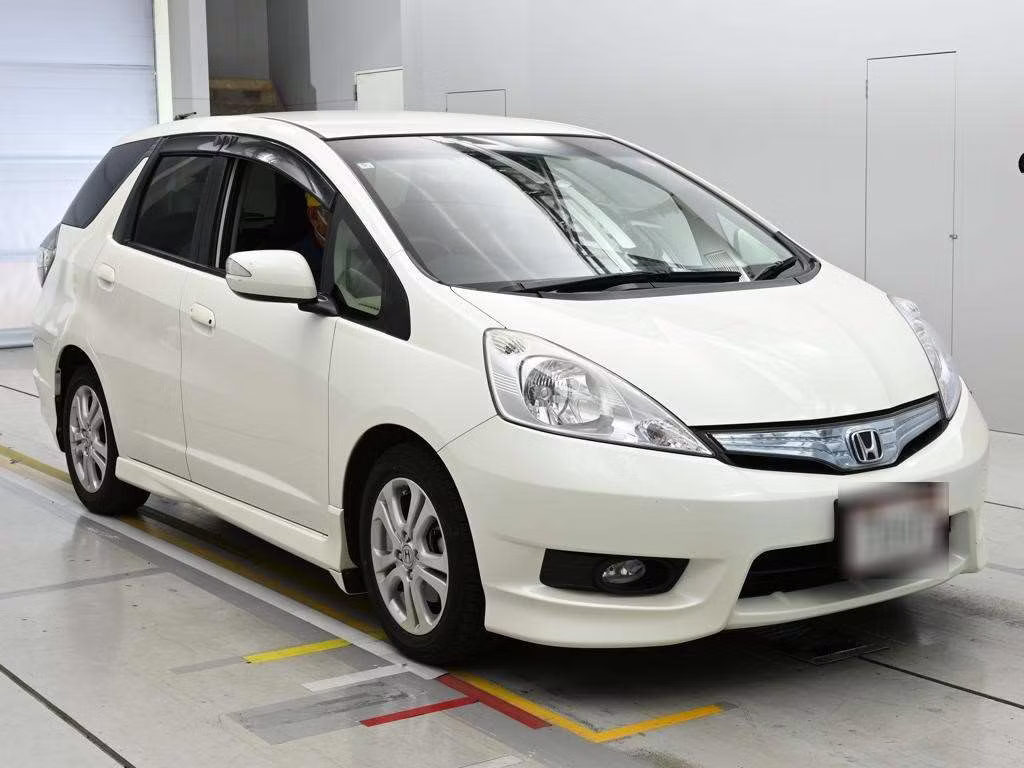 HONDA FIT SHUTTLE