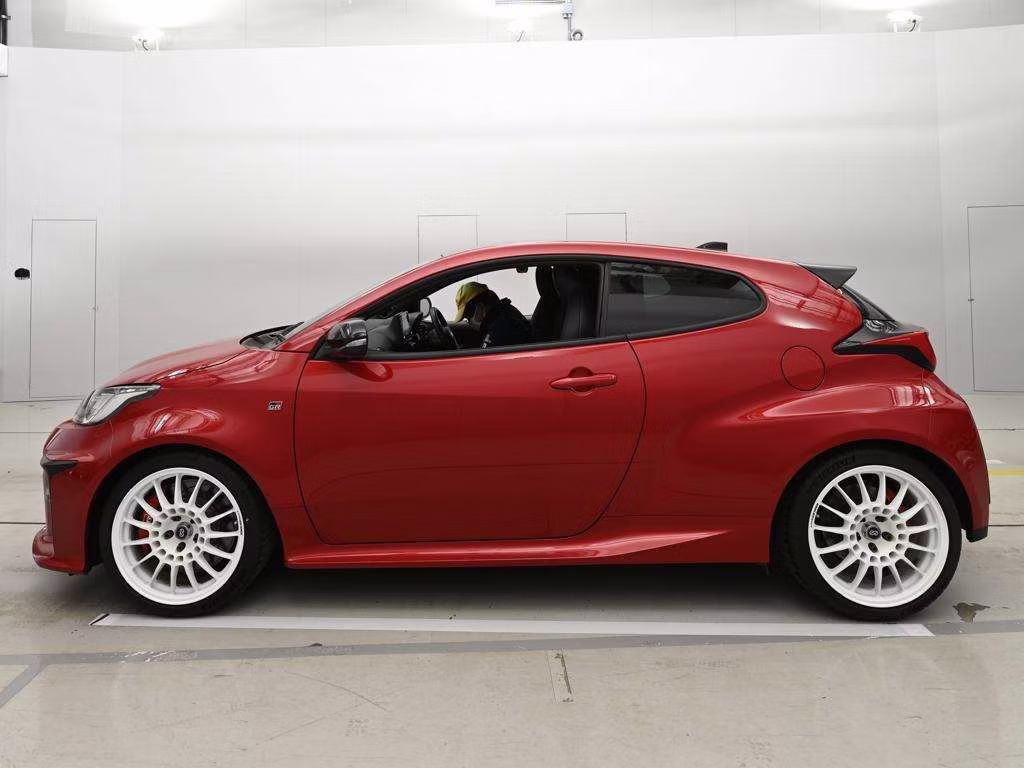 TOYOTA GR YARIS