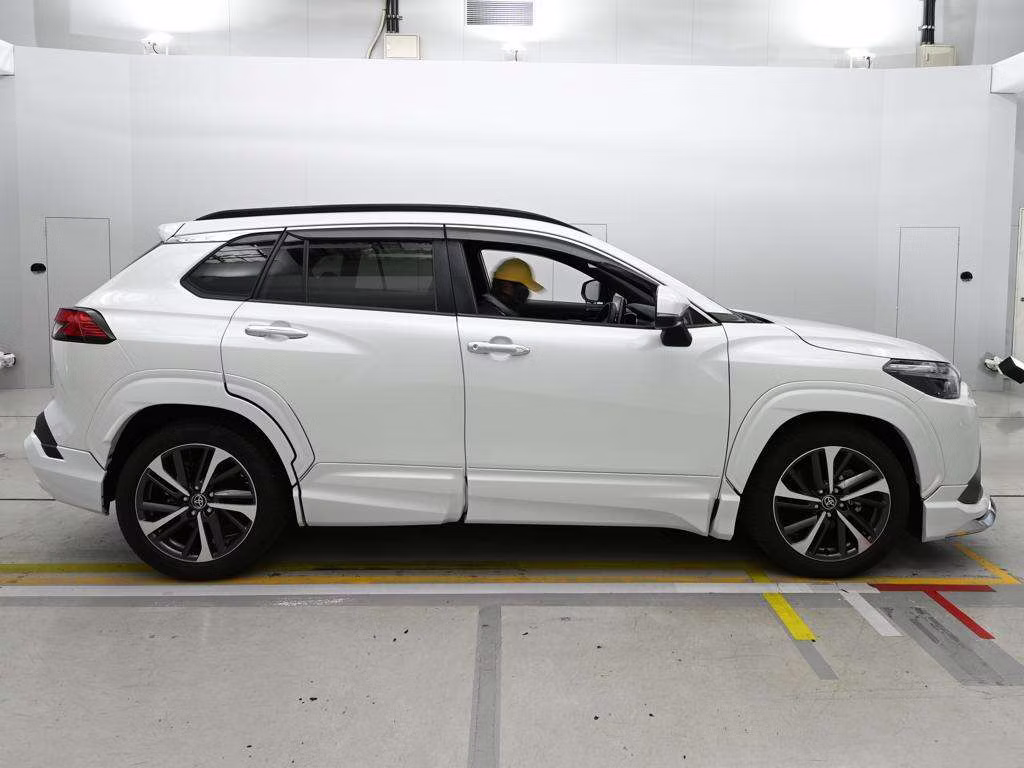 TOYOTA COROLLA CROSS