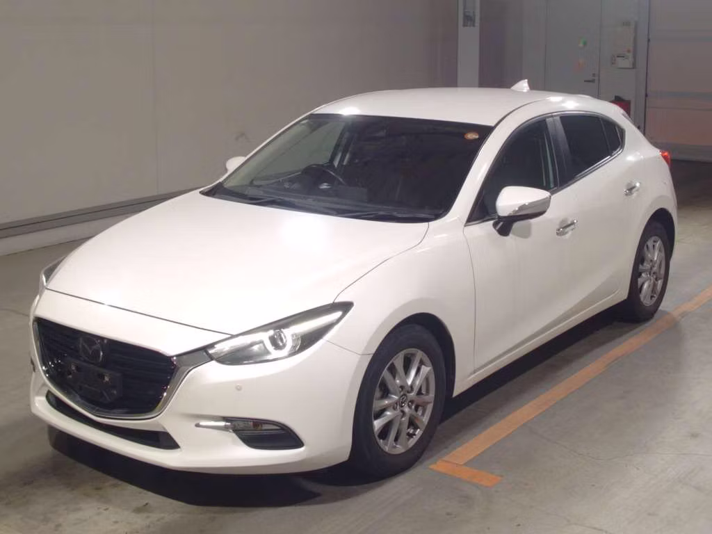 MAZDA AXELA