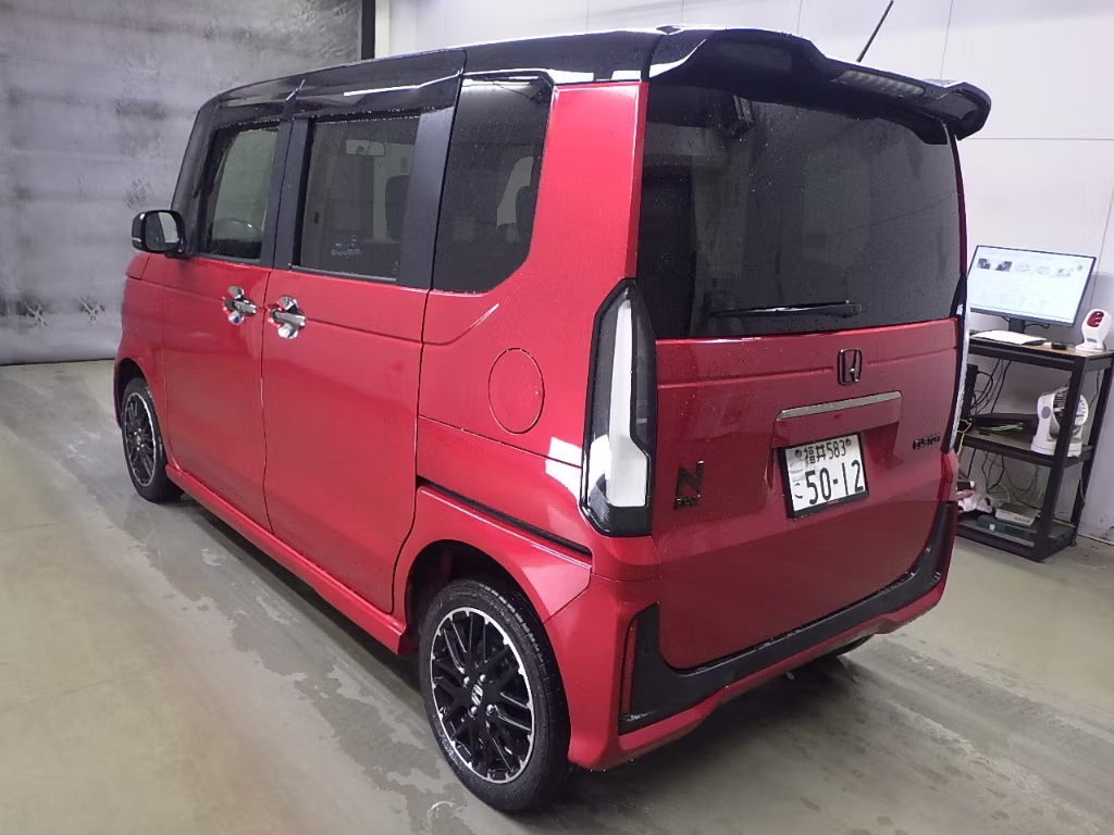 HONDA N-BOX