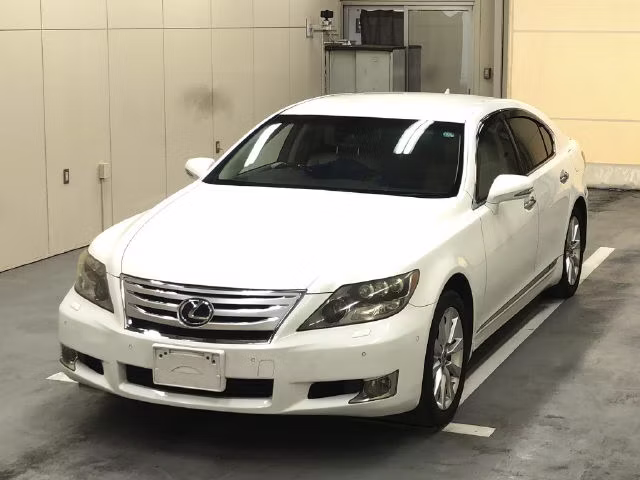 LEXUS LS600H