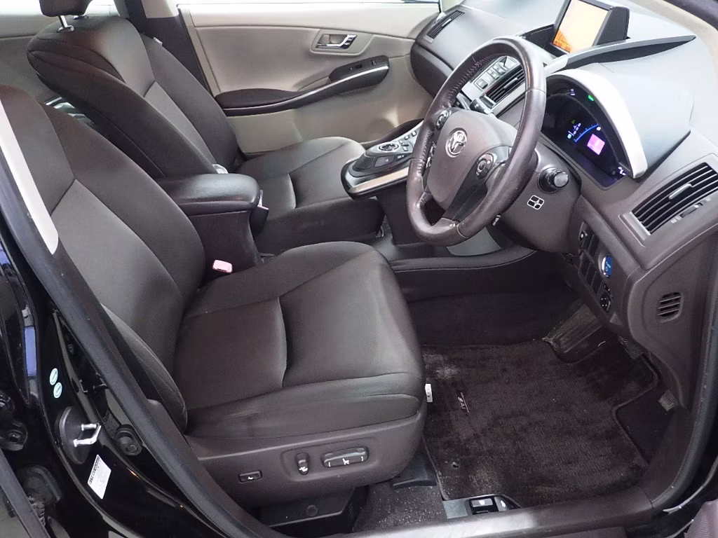 TOYOTA SAI