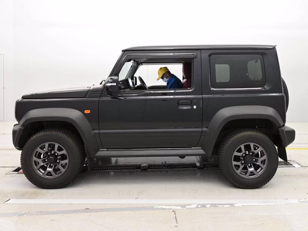 SUZUKI JIMNY SIERRA