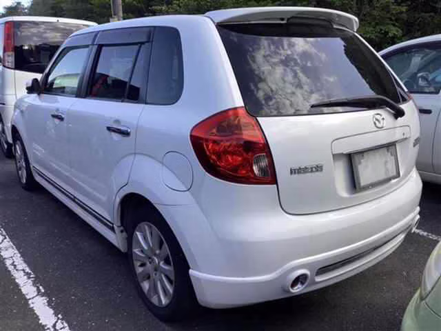 MAZDA VERISA