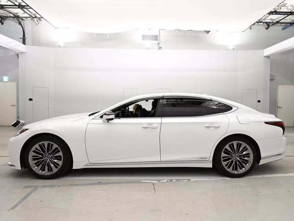 LEXUS LS500H