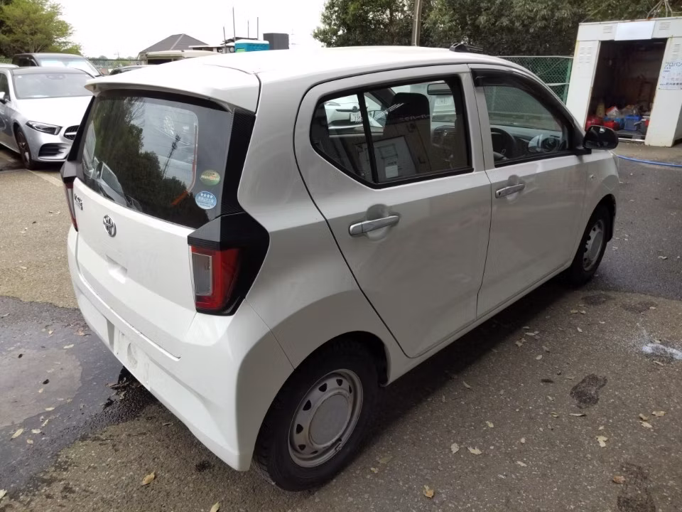 TOYOTA PIXIS EPOCH