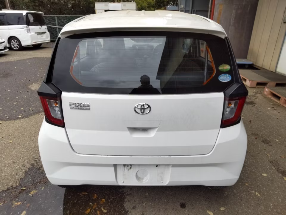 TOYOTA PIXIS EPOCH