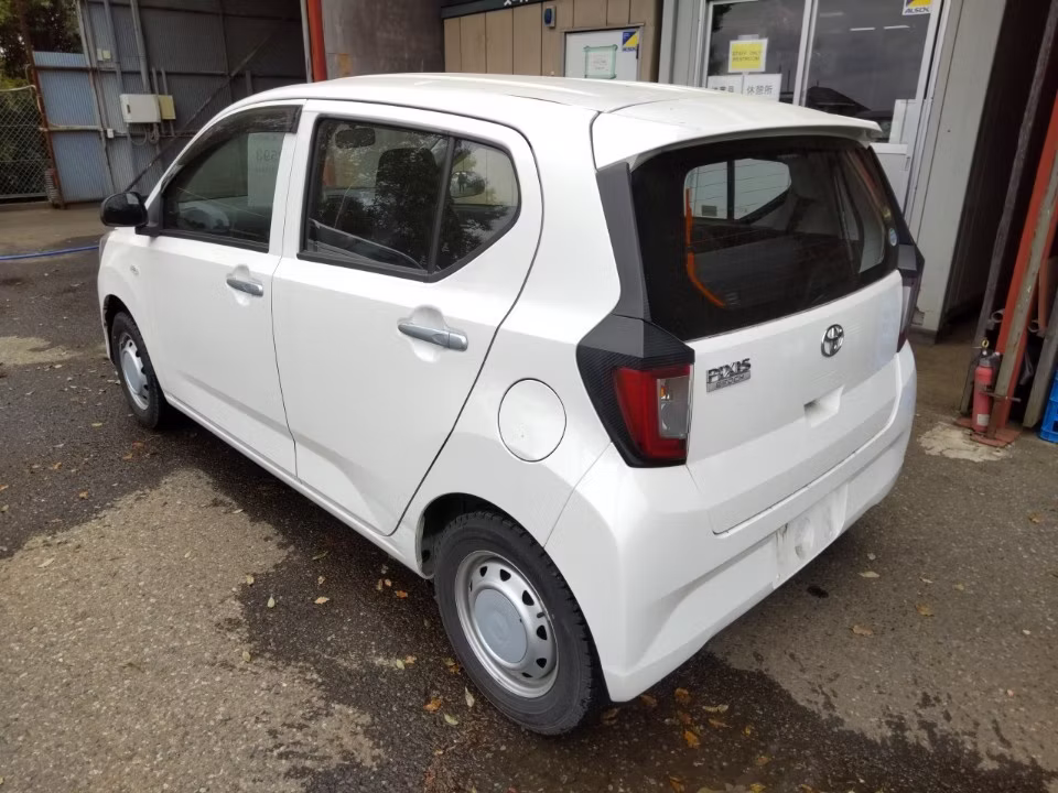 TOYOTA PIXIS EPOCH