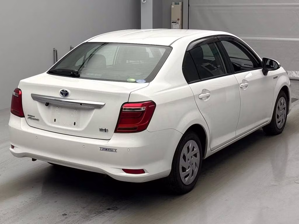 TOYOTA COROLLA AXIO