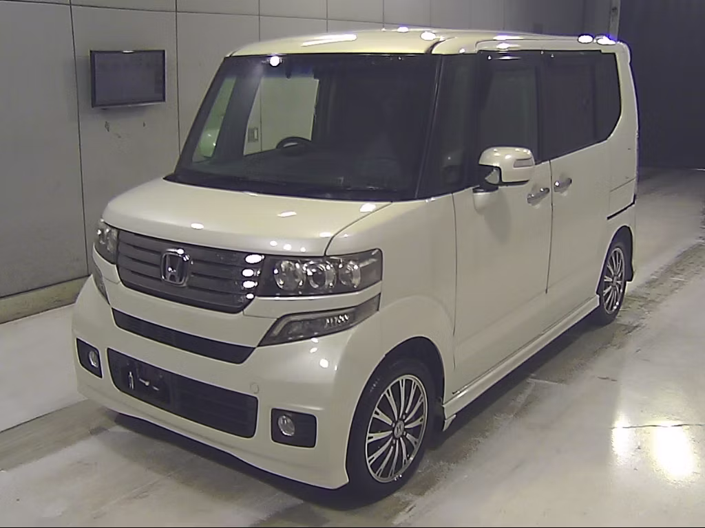 HONDA N-BOX