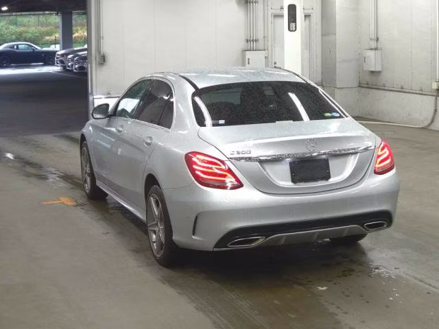MERCEDES-BENZ C-CLASS