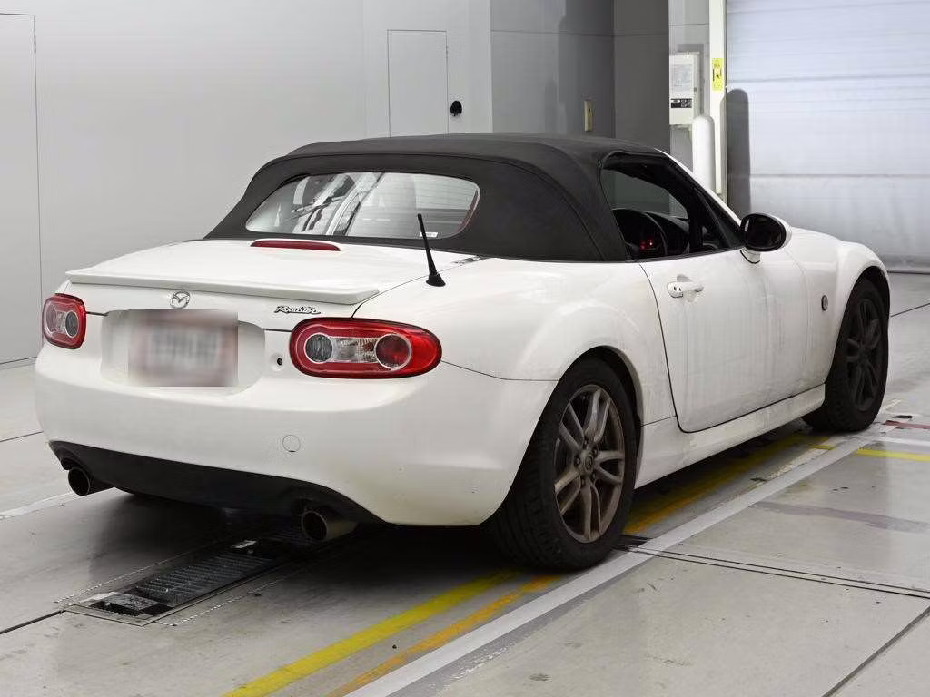 MAZDA ROADSTER