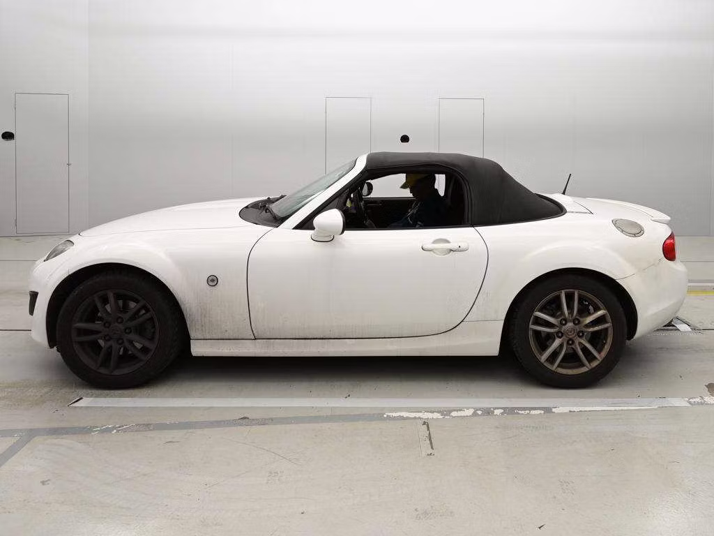 MAZDA ROADSTER