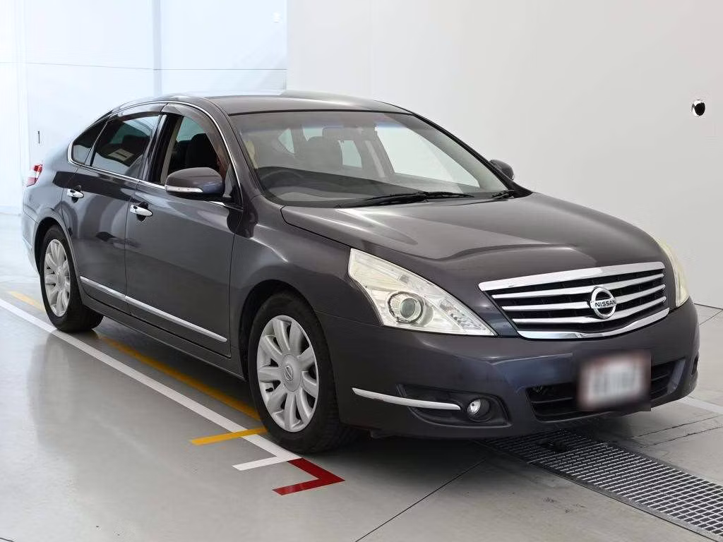 NISSAN TEANA