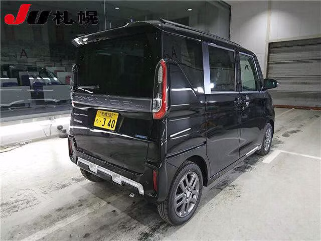 MITSUBISHI DELICA MINI