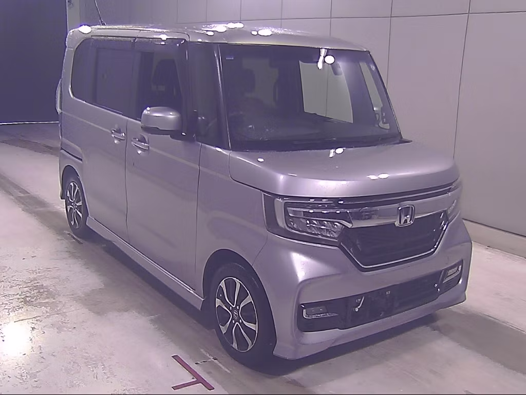 HONDA N-BOX