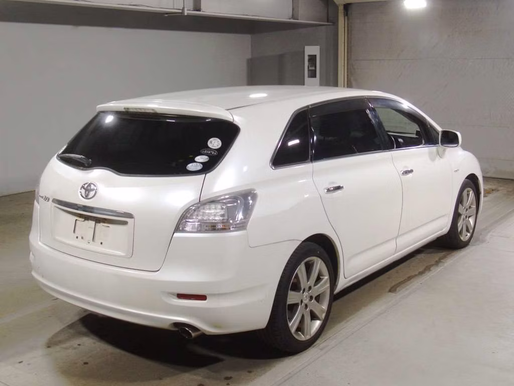 TOYOTA MARK X ZIO