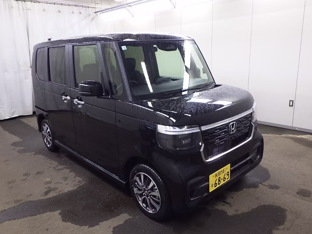 HONDA N-BOX
