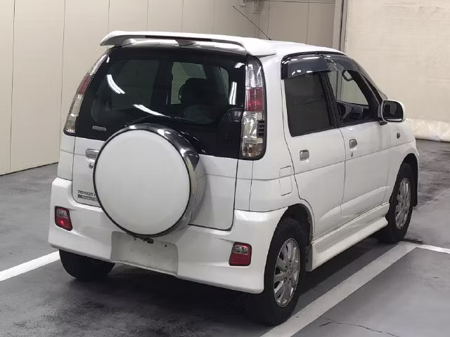 DAIHATSU TERIOS KID