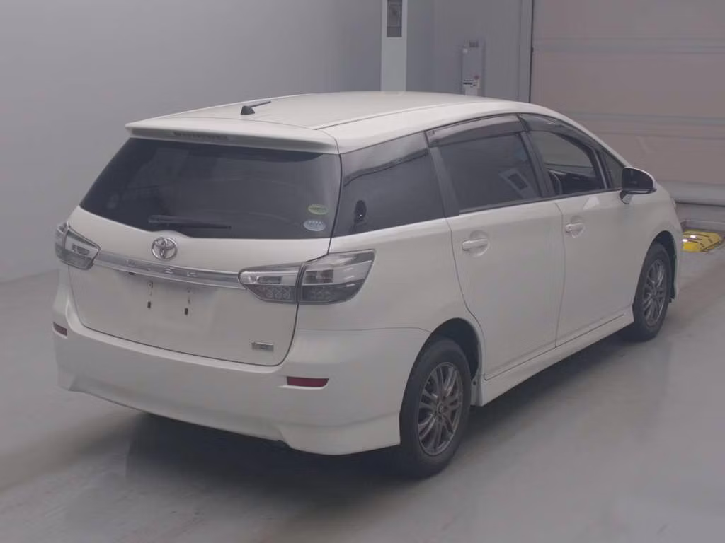 TOYOTA WISH