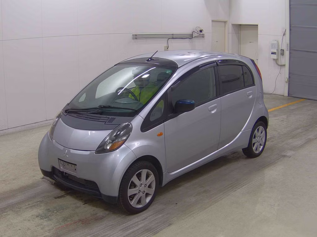 MITSUBISHI I