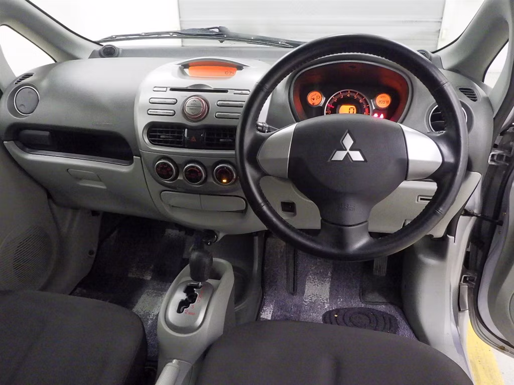MITSUBISHI I