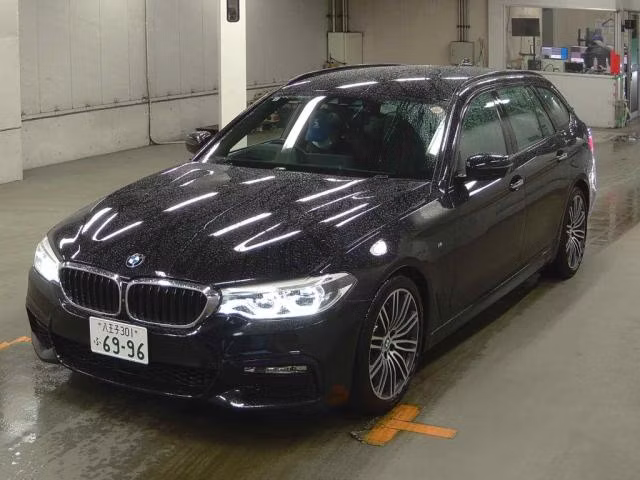 BMW 5-SERIES