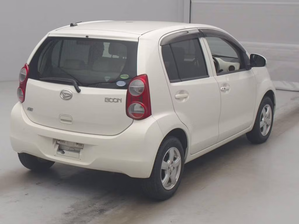 DAIHATSU BOON
