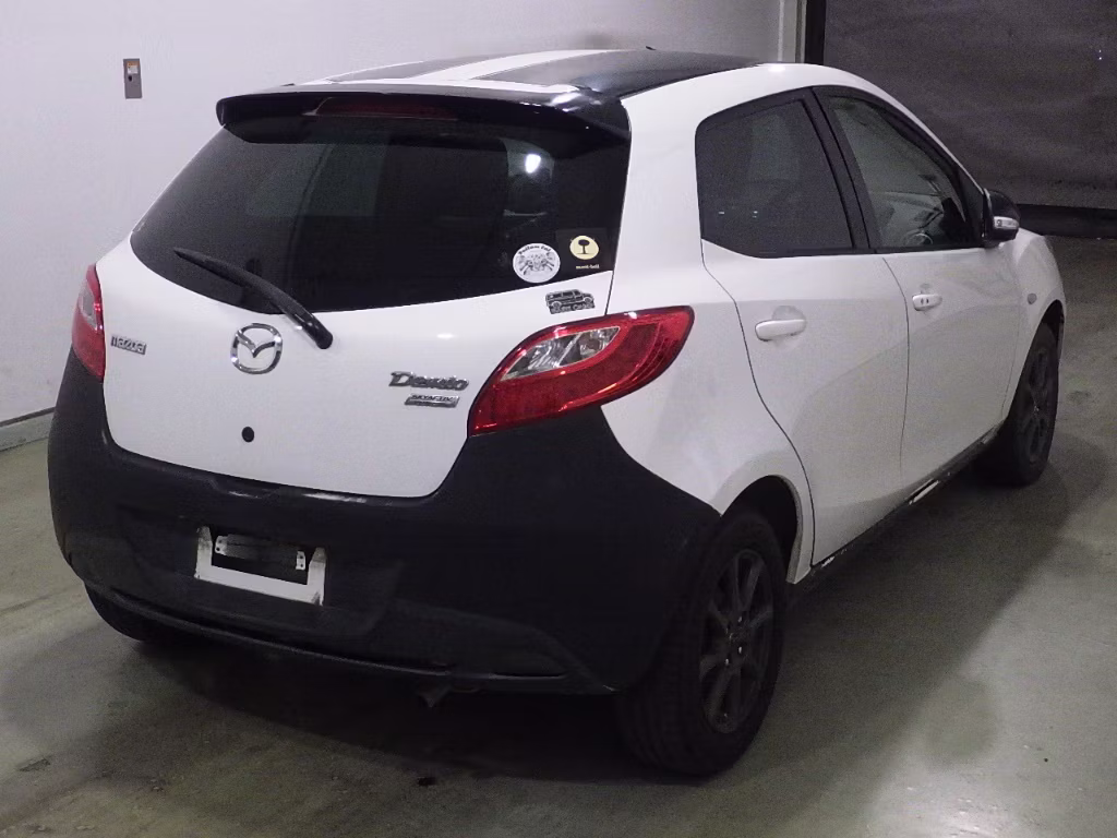 MAZDA DEMIO