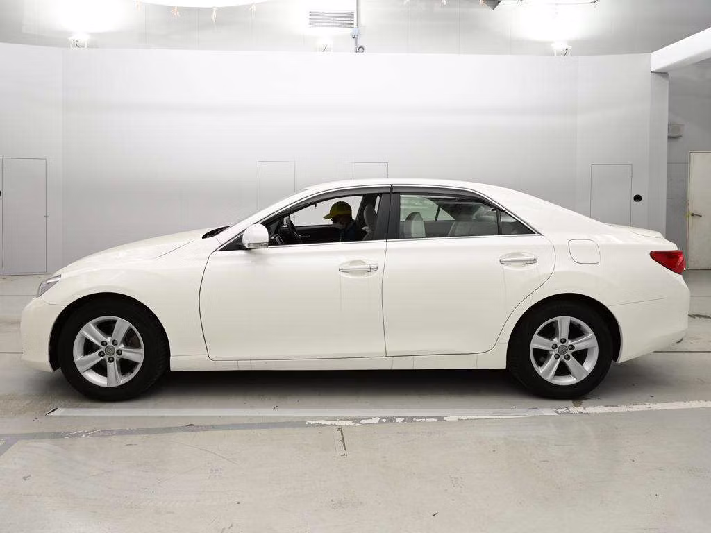 TOYOTA MARK X